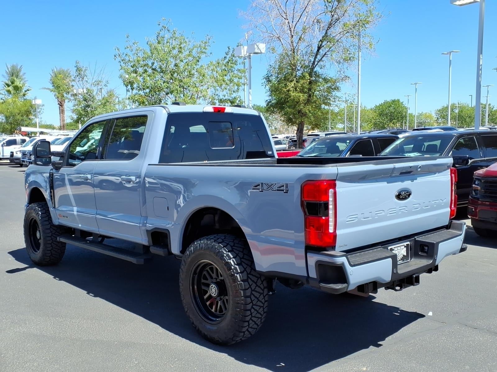 2026 Ford F-250 Super Duty LARIAT 4WD CREW CAB 6.75