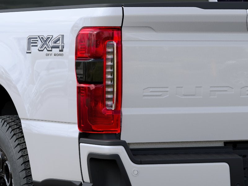 2027 Ford F-250 Super Duty LARIAT 4WD CREW CAB 6.75