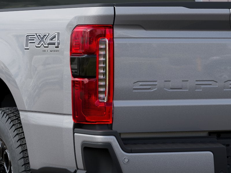 2027 Ford F-250 Super Duty XLT 4WD CREW CAB 6.75 BO