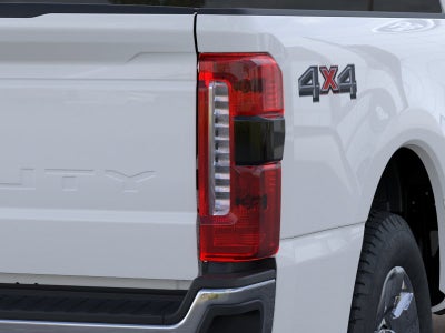 2026 Ford F-250 Super Duty LARIAT 4WD CREW CAB 6.75