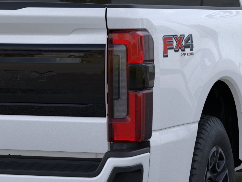 2026 Ford F-250 Super Duty PLATINUM 4WD CREW CAB 8