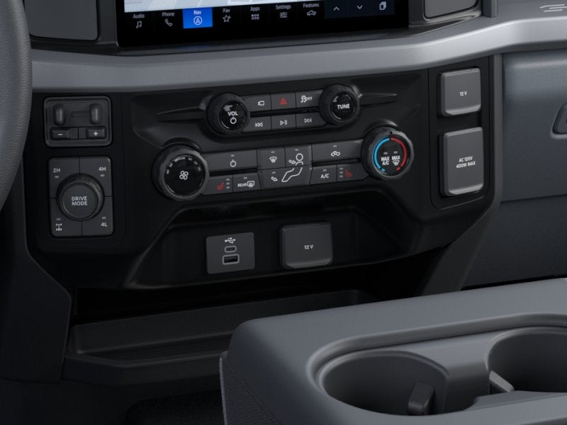 2026 Ford F-250 Super Duty XLT 4WD CREW CAB 6.75 BO