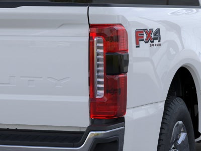 2026 Ford F-350 Super Duty LARIAT 4WD CREW CAB 6.75