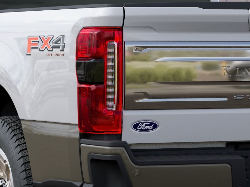 2027 Ford F-350 Super Duty KING RANCH 4WD CREW CAB 6