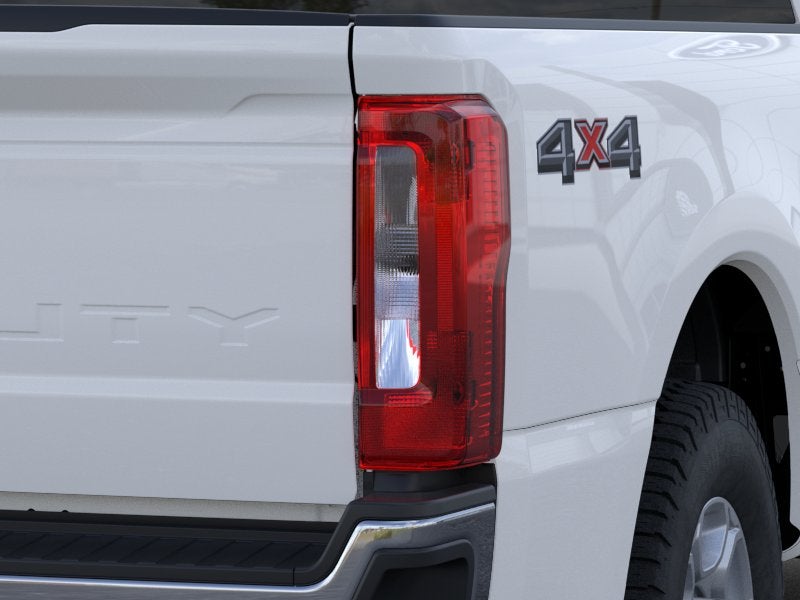 2026 Ford F-350 Super Duty XLT 4WD CREW CAB 6.75 BO