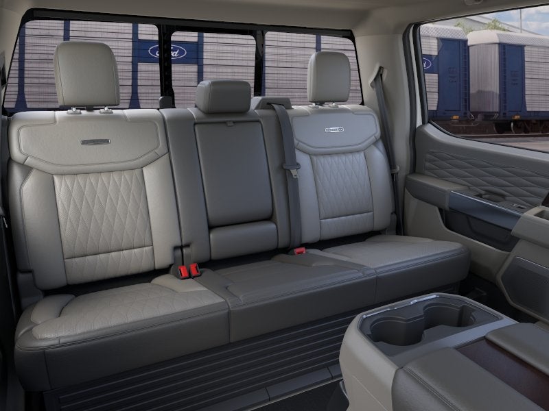 2026 Ford F-350 Super Duty KING RANCH 4WD CREW CAB 8