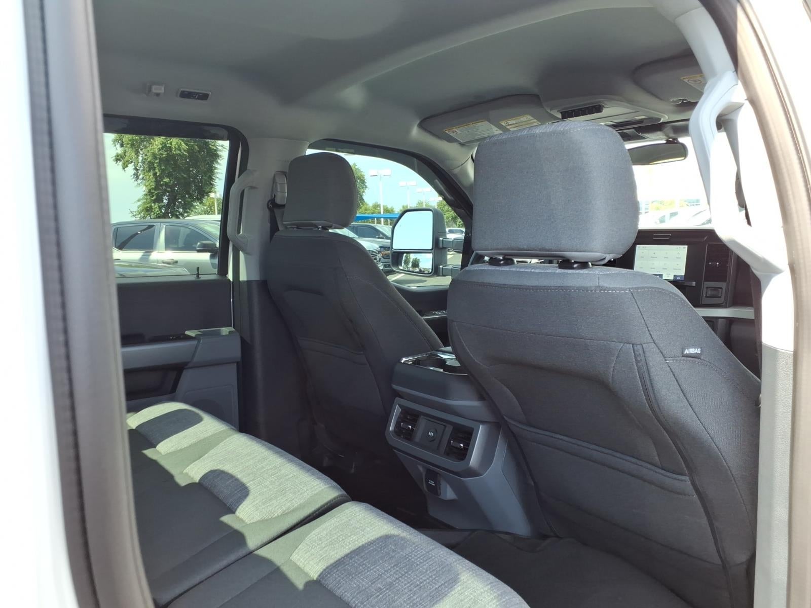2025 Ford F-350 Super Duty XLT DRW