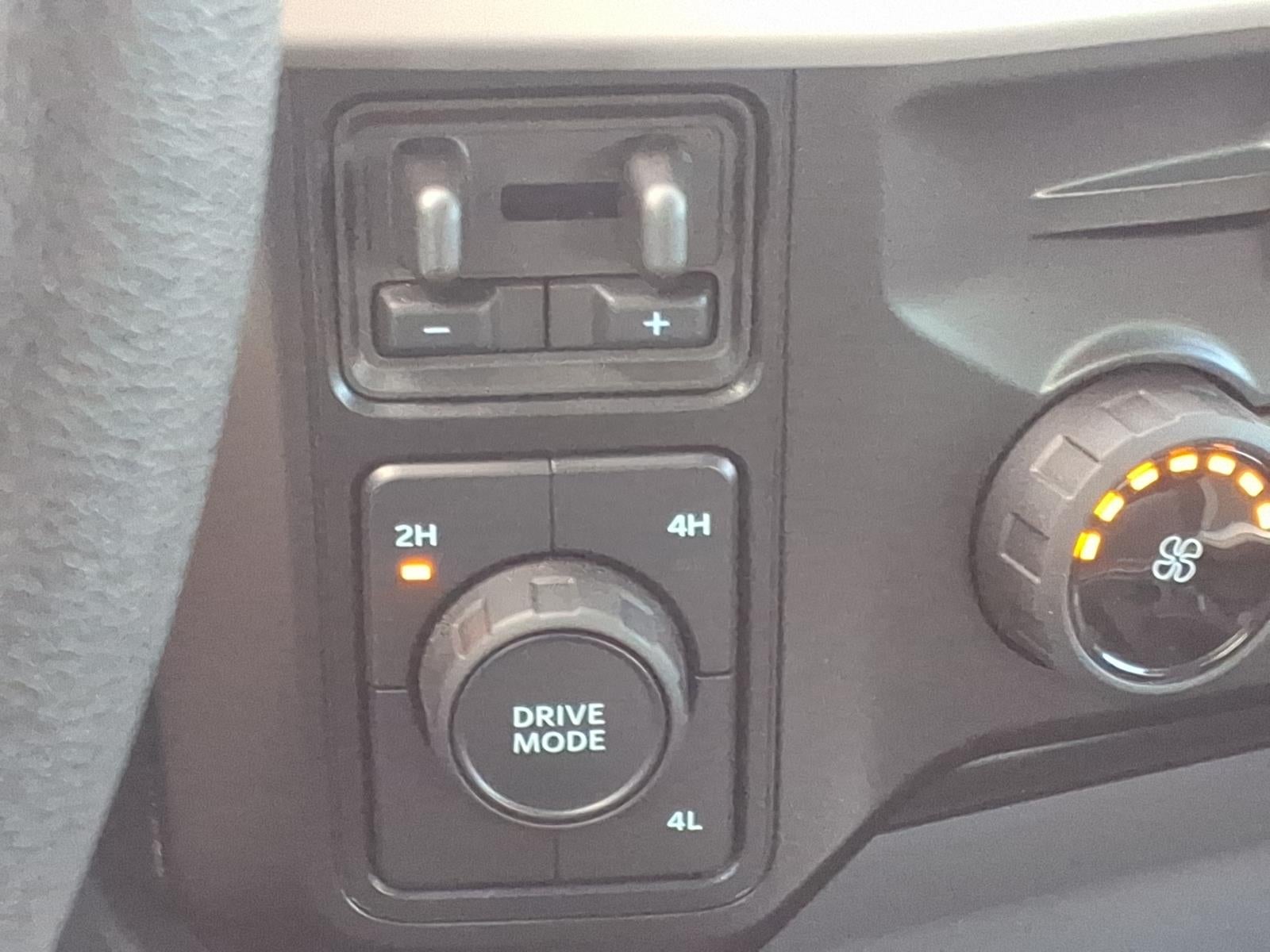 2025 Ford F-350 Super Duty XLT DRW