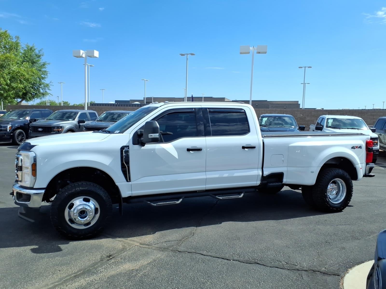 2025 Ford F-350 Super Duty XLT DRW
