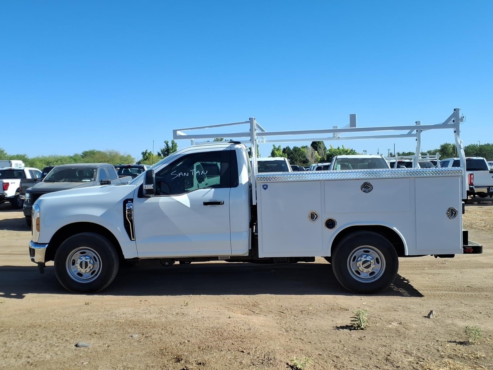 2026 Ford F-250 Super Duty XL 2WD REG CAB 8 BOX