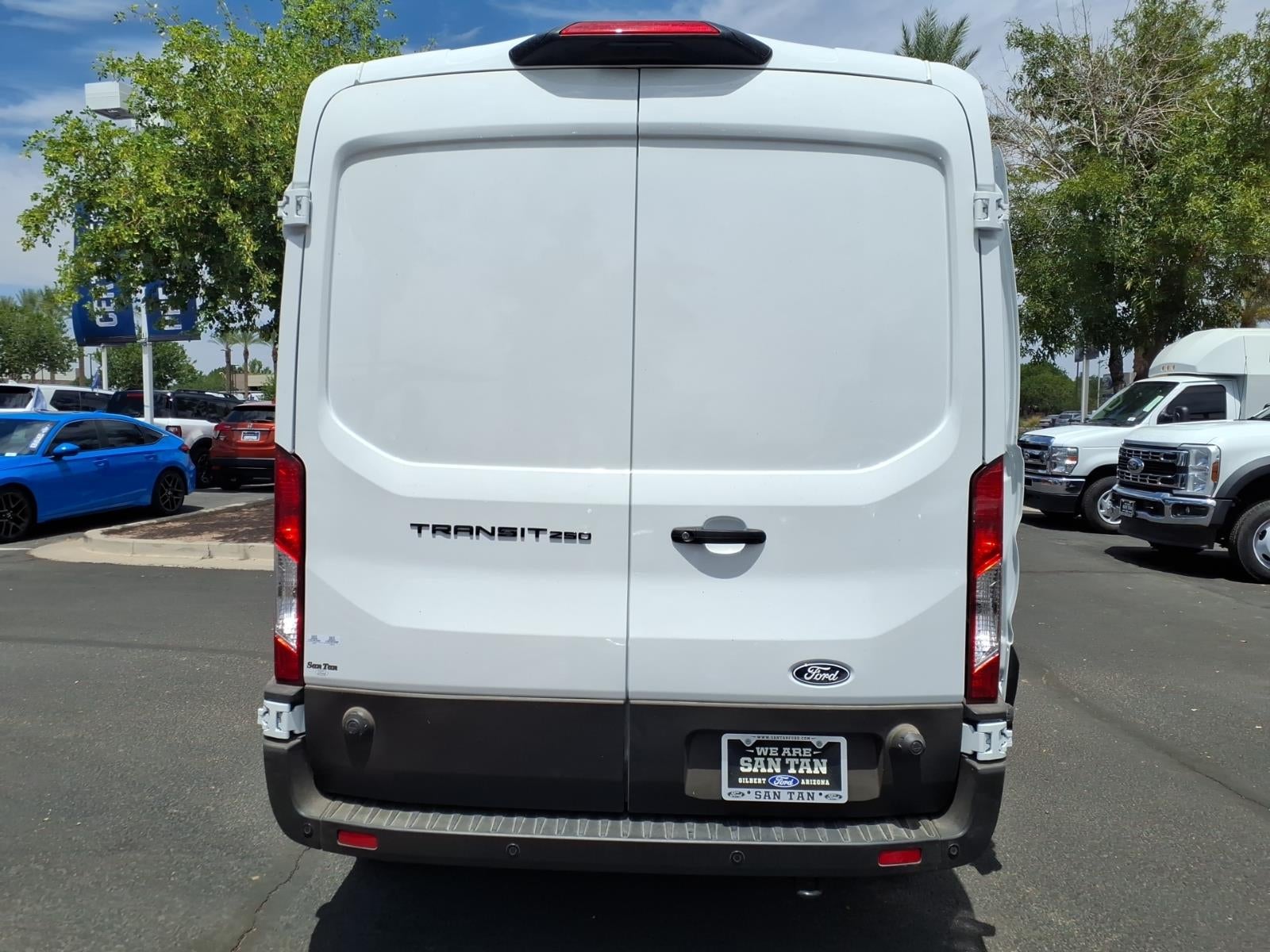 2026 Ford Transit T-250 148 MED RF 9150 GV
