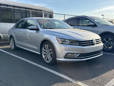 2018 Volkswagen Passat 2.0T SE w/ Technology
