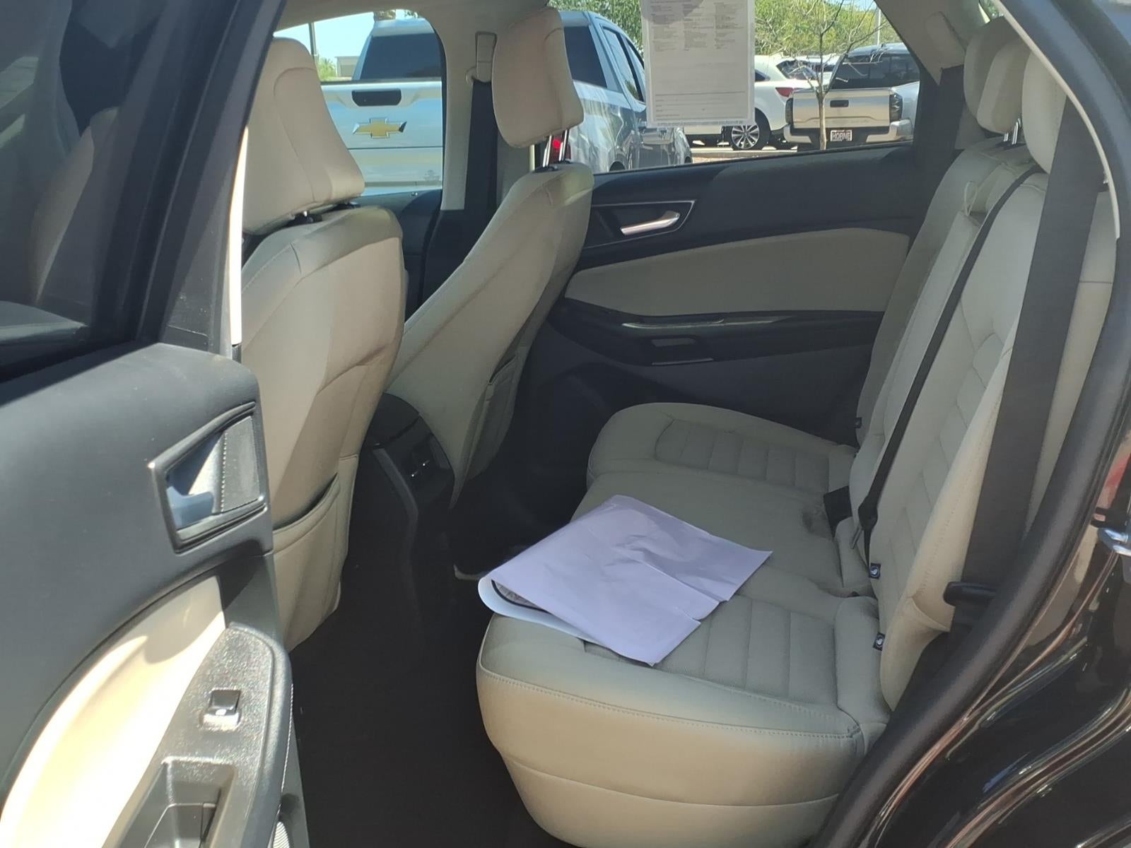 2023 Ford Edge SE