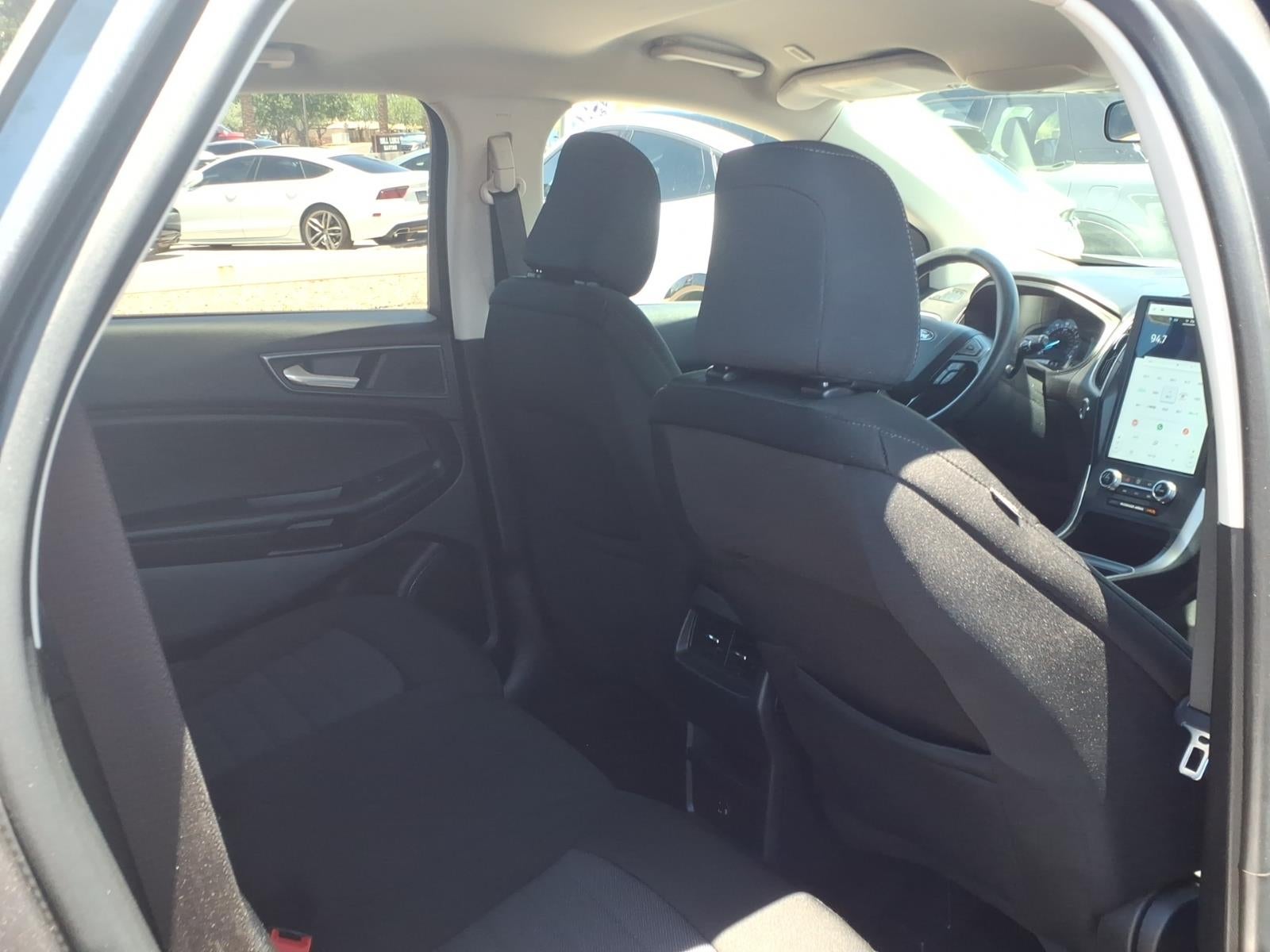 2022 Ford Edge SE