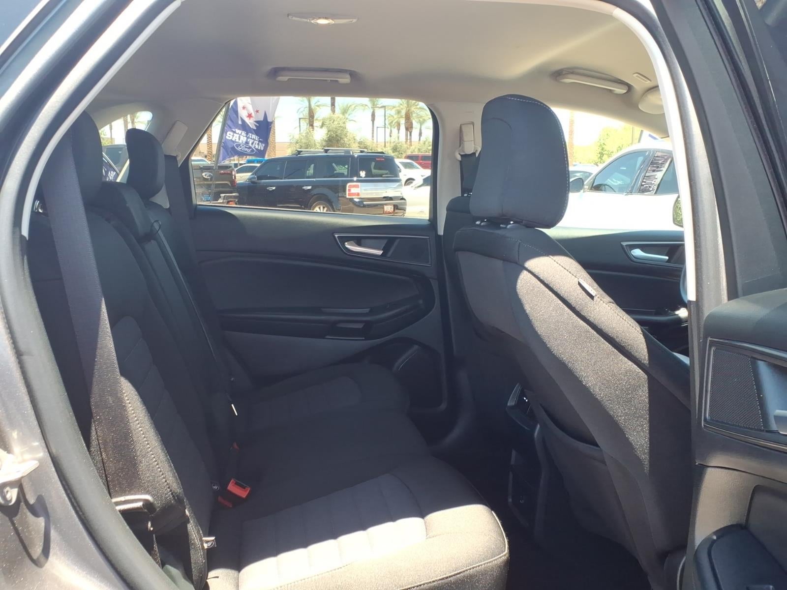 2022 Ford Edge SE