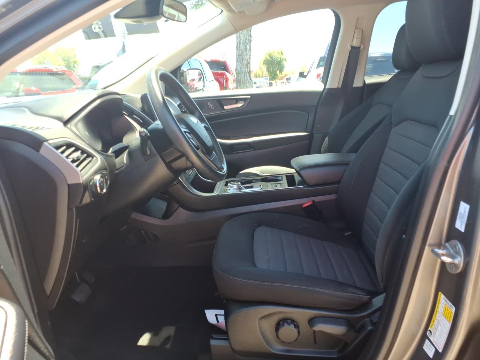 2022 Ford Edge SE