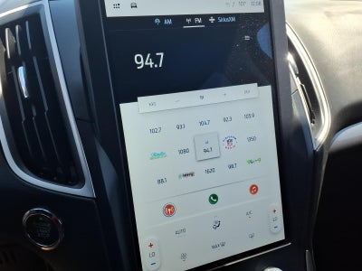 2022 Ford Edge SE