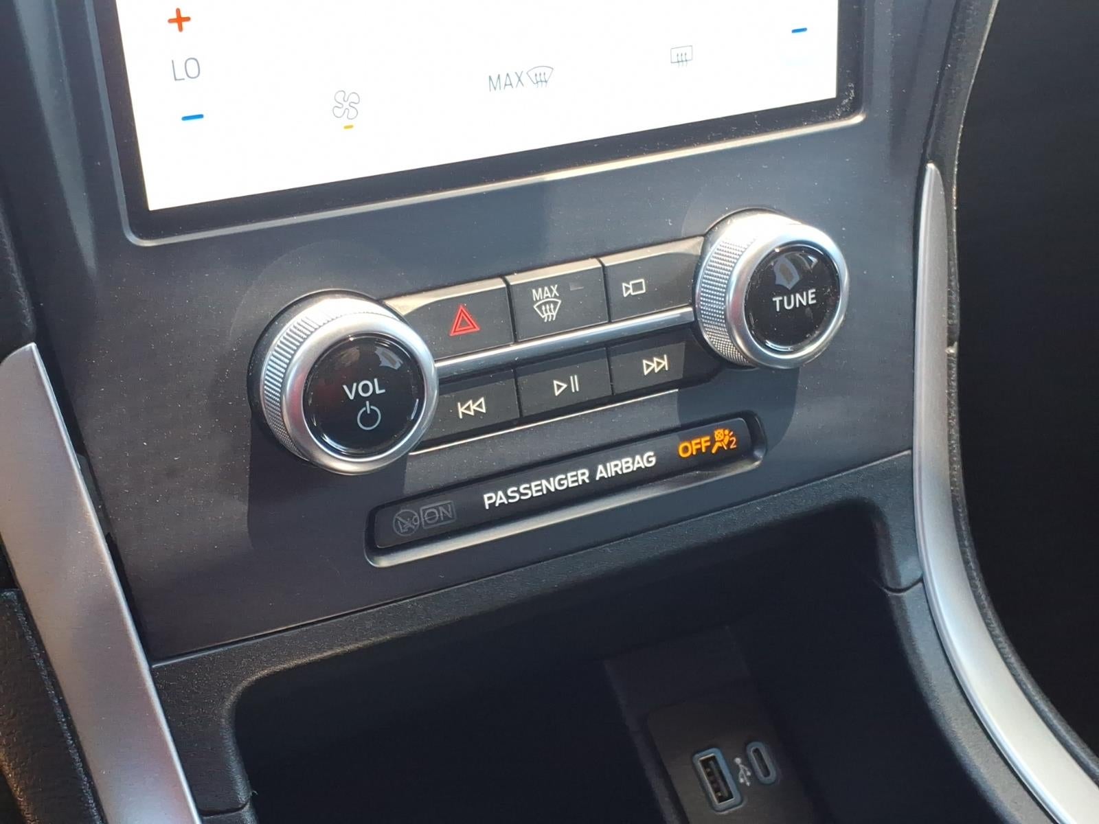 2022 Ford Edge SE