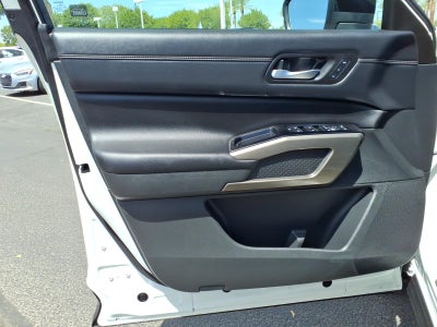2024 Nissan Pathfinder Platinum