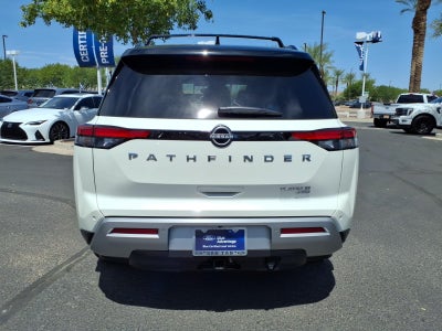 2024 Nissan Pathfinder Platinum