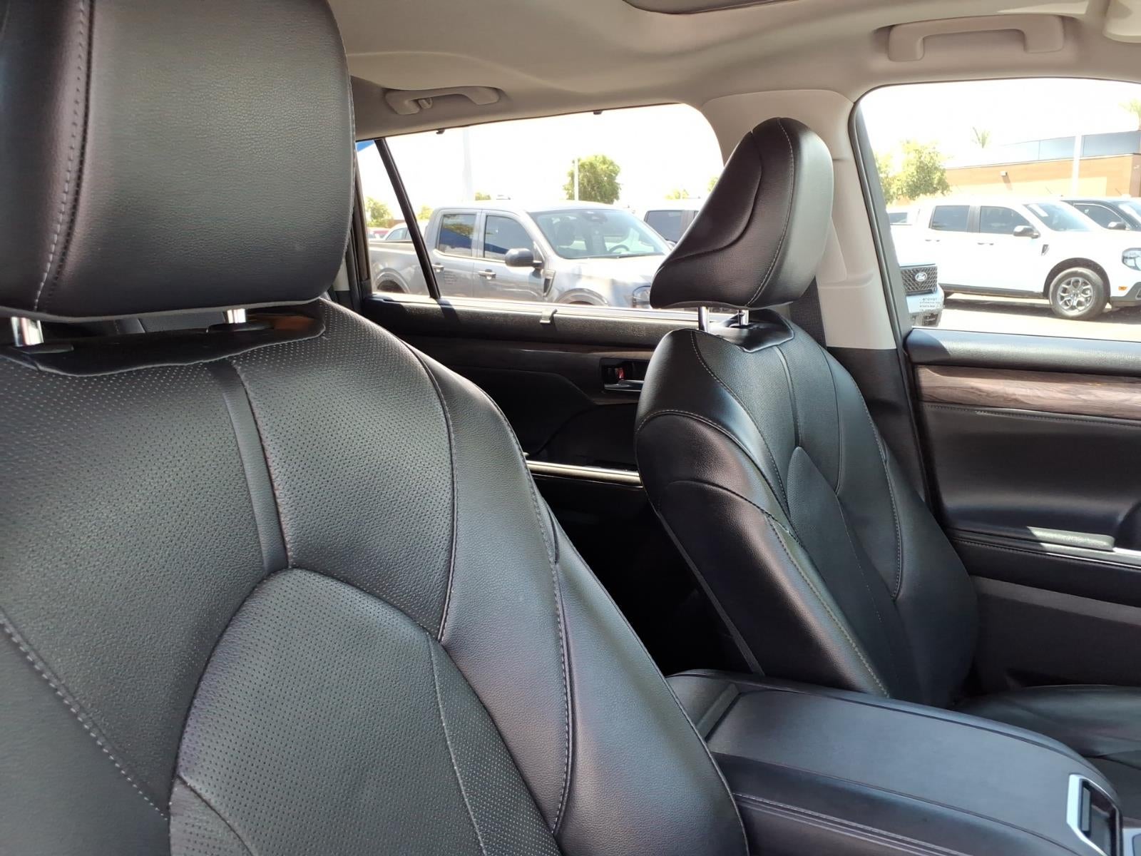 2022 Toyota Highlander Hybrid Limited
